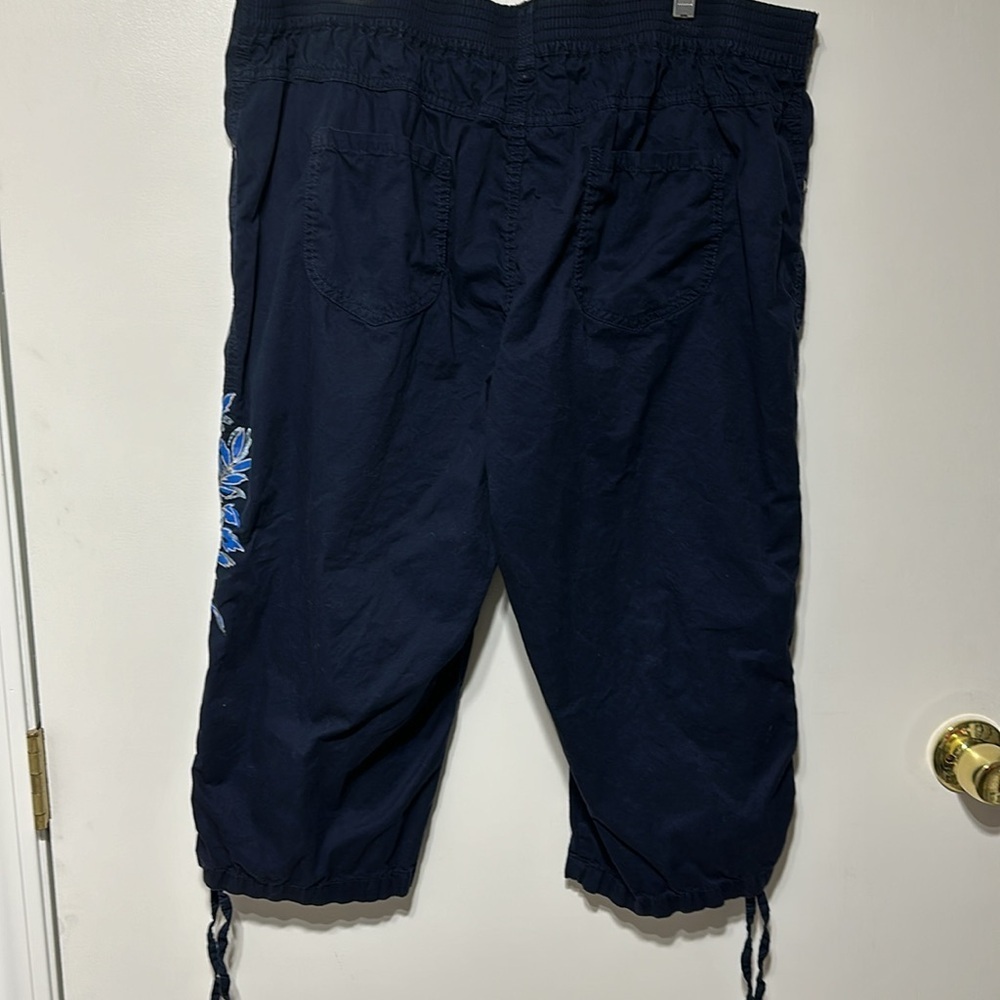 X Woman’s capri - Picture 4 of 4
